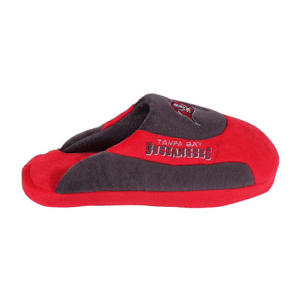 
                  
                    buccaneers low pro slippers 3
                  
                